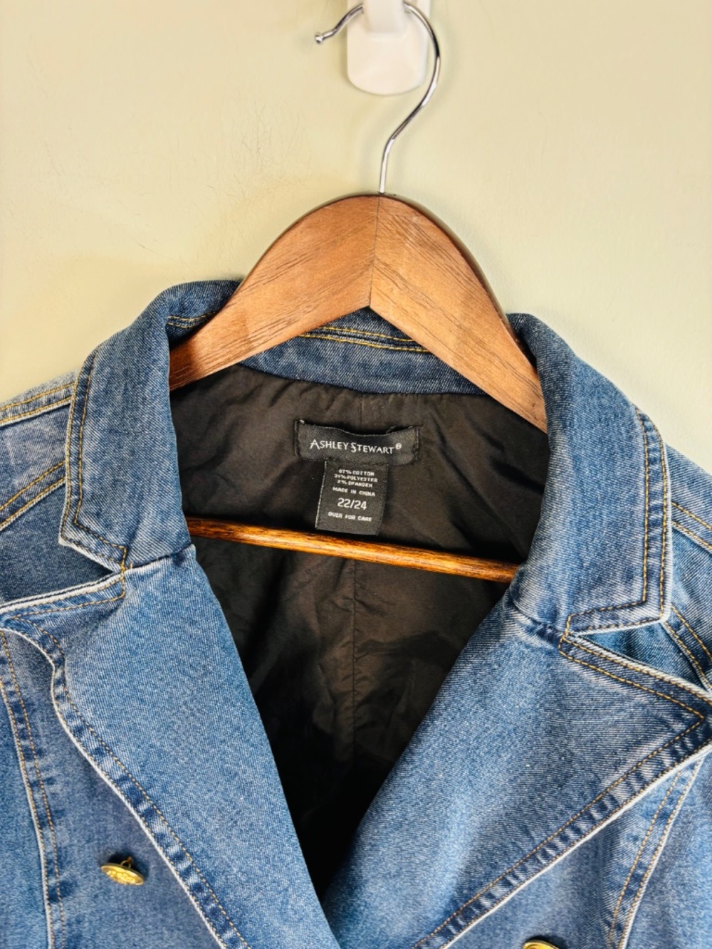 Ashley Stewart Doublebreatsed Denim Vest Size 22/24 - Picture 2 of 3